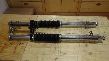 Gabel fertig zur Montage